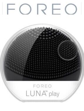 FOREO LUNA Play Compact Facial Cleansing Device- Black